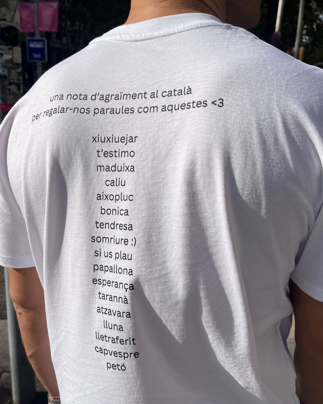 Samarreta 'Una nota d’agraïment al català' (unisex)