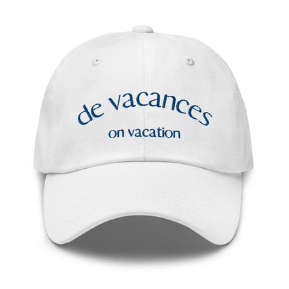 Gorra de vacances / on vacation.