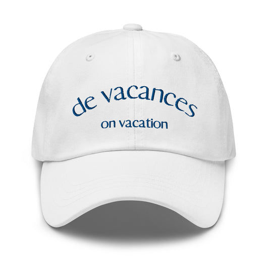 Gorra de vacances / on vacation.